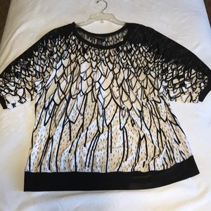 Black and White Geometric Top.